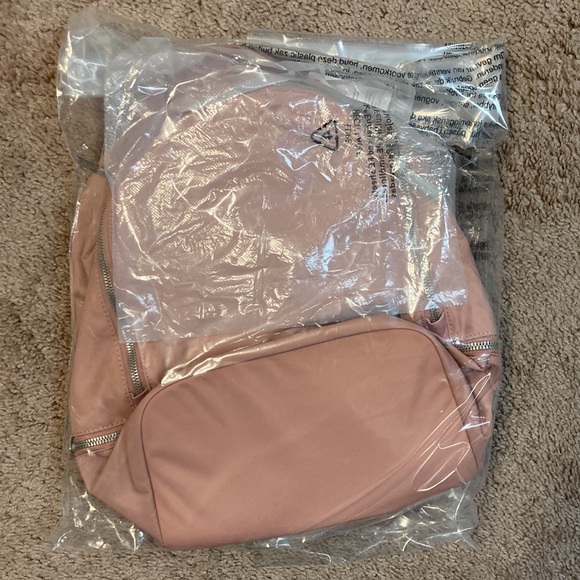 Lululemon City Adventurer Backpack Mini 11L Pink Pastel - Picture 7 of 11